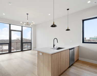 2505 W Farragut Avenue - Photo Thumbnail 25