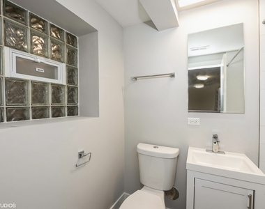 5021 S Indiana Avenue - Photo Thumbnail 5