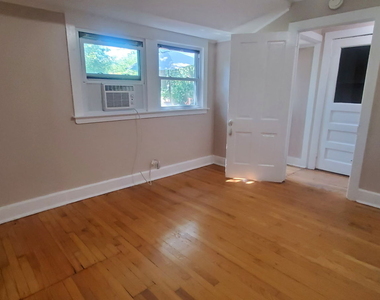 1806 Colfax Street - Photo Thumbnail 7