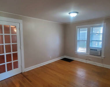 1806 Colfax Street - Photo Thumbnail 5
