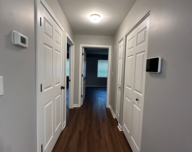 6457 S Kenwood Avenue - Photo Thumbnail 10