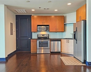 4561 Olde Perimeter Way Ne - Photo Thumbnail 15