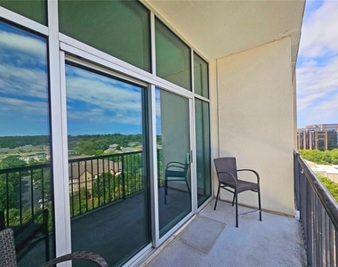 4561 Olde Perimeter Way Ne - Photo Thumbnail 28