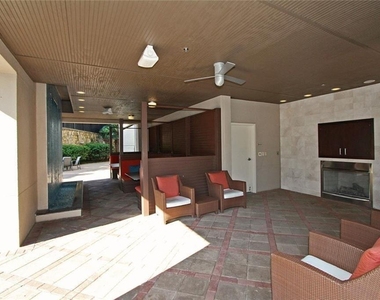 4561 Olde Perimeter Way Ne - Photo Thumbnail 30