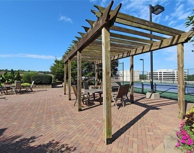 4561 Olde Perimeter Way Ne - Photo Thumbnail 42
