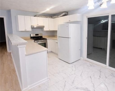 1637 Roman Point Drive - Photo Thumbnail 2