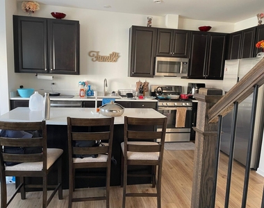 529 Wolverine Drive - Photo Thumbnail 3