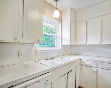 3534 Midwest Drive - Photo Thumbnail 12