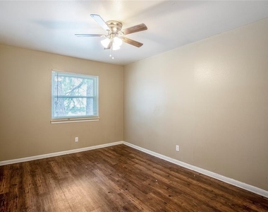 3534 Midwest Drive - Photo Thumbnail 4