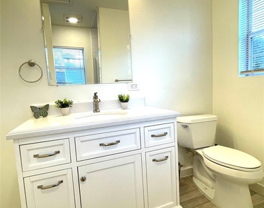 4334 Jefferson Street - Photo Thumbnail 18