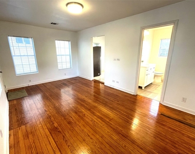 4334 Jefferson Street - Photo Thumbnail 1