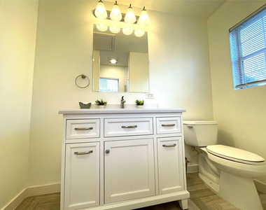 4334 Jefferson Street - Photo Thumbnail 2
