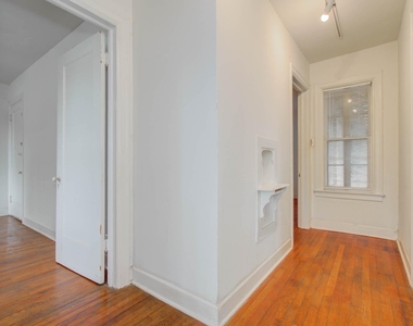 1428 Wentworth Street - Photo Thumbnail 21