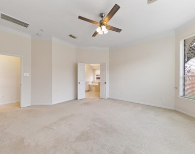 16027 Belleshire Lane - Photo Thumbnail 8
