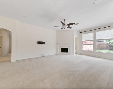16027 Belleshire Lane - Photo Thumbnail 6