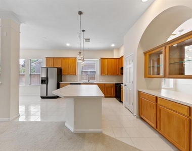 16027 Belleshire Lane - Photo Thumbnail 7