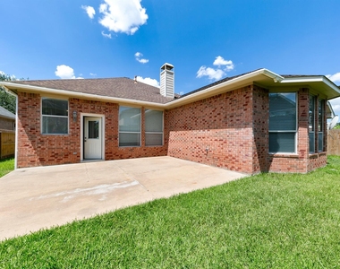 16027 Belleshire Lane - Photo Thumbnail 14