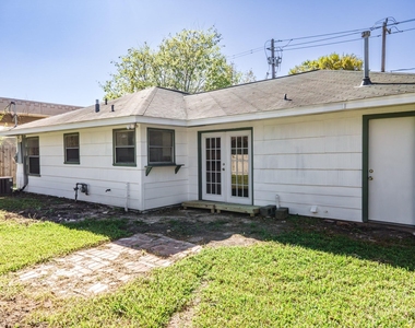 4710 Glenmont Street - Photo Thumbnail 24