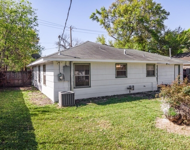 4710 Glenmont Street - Photo Thumbnail 27