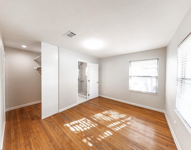 4710 Glenmont Street - Photo Thumbnail 12