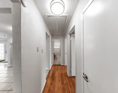 4710 Glenmont Street - Photo Thumbnail 17