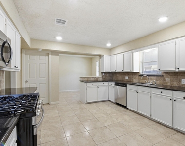 9052 Zapata Way - Photo Thumbnail 17