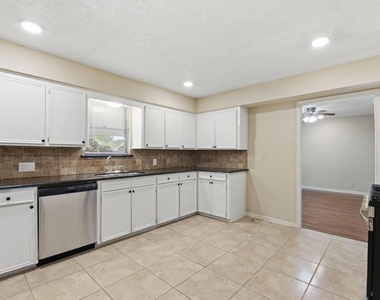 9052 Zapata Way - Photo Thumbnail 18