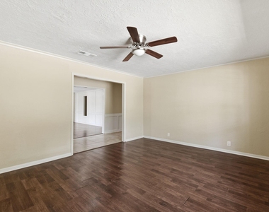 9052 Zapata Way - Photo Thumbnail 14