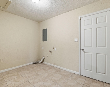 9052 Zapata Way - Photo Thumbnail 23
