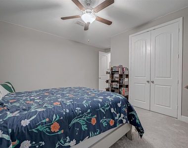 29514 Highland Manor Court - Photo Thumbnail 12