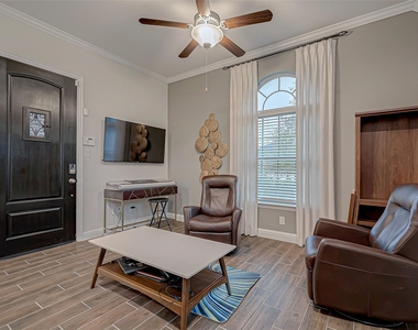 29514 Highland Manor Court - Photo Thumbnail 1