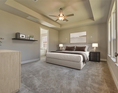 1716 Encino Boulevard - Photo Thumbnail 23