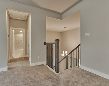 1716 Encino Boulevard - Photo Thumbnail 37
