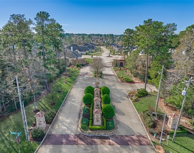 1716 Encino Boulevard - Photo Thumbnail 47