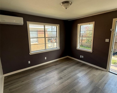 1311 Malvern Street - Photo Thumbnail 3