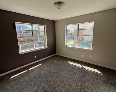 1311 Malvern Street - Photo Thumbnail 4