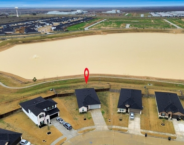 1310 Bison View Lane - Photo Thumbnail 3