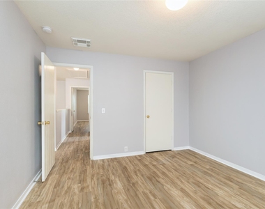 17334 Turquoise Stream Drive - Photo Thumbnail 21