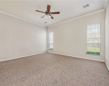 4009 Reatta Lane - Photo Thumbnail 15