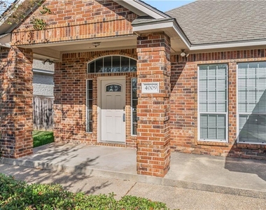 4009 Reatta Lane - Photo Thumbnail 2