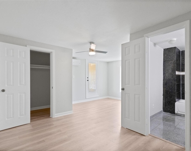 2507 37th Street - Photo Thumbnail 15