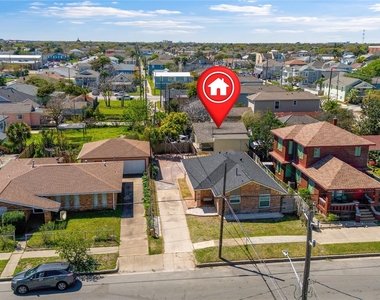 2507 37th Street - Photo Thumbnail 1