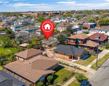 2507 37th Street - Photo Thumbnail 2