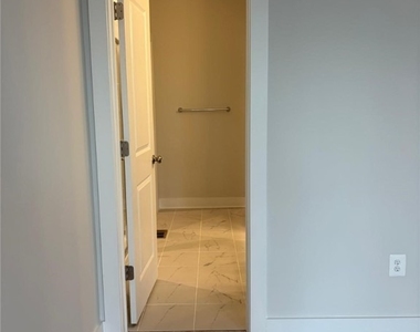 3625 Notch Trail Ln - Photo Thumbnail 14