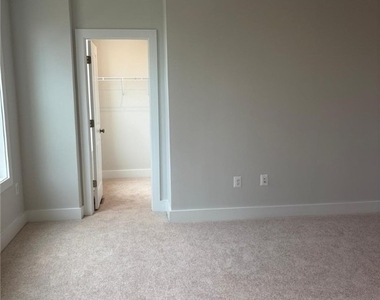 3625 Notch Trail Ln - Photo Thumbnail 11