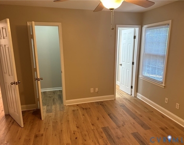 3401 Woodsong Drive - Photo Thumbnail 12