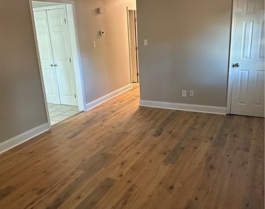 3401 Woodsong Drive - Photo Thumbnail 3