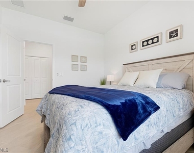 14680 Portico Boulevard - Photo Thumbnail 16