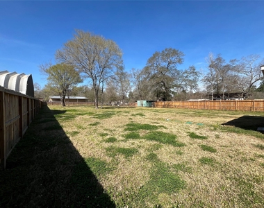 30023 Rosebud Street - Photo Thumbnail 16