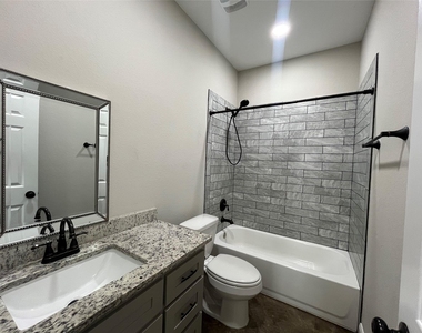 30023 Rosebud Street - Photo Thumbnail 11